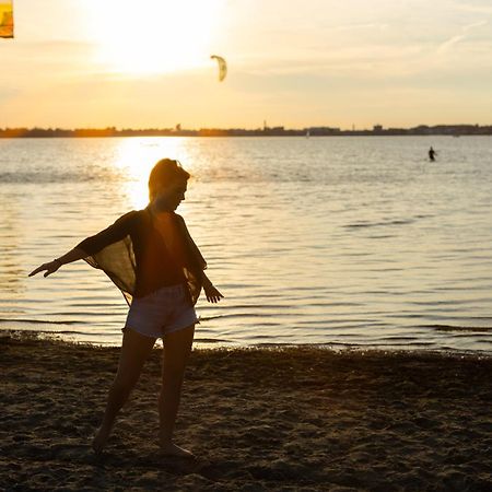 Luxe Lodge 'Bold' Nabij Bos En Veluwemeer - 4 Pers Эрмело Экстерьер фото